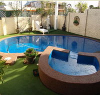 Comfort Inn Noahs In The Valley - Whitsundays Accommodation