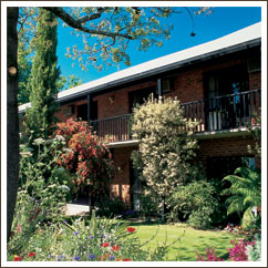 Armour Motor Inn - Whitsundays Accommodation 2