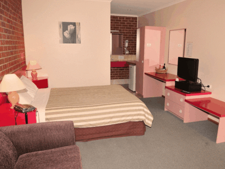 Werribee Motel  Apartments - Whitsundays Accommodation