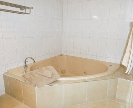 Werribee Motel & Apartments - Whitsundays Accommodation 1