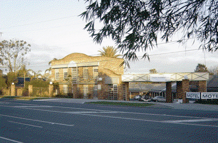 Macleod VIC Whitsundays Accommodation