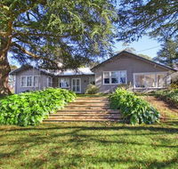 Robin Hill - Whitsundays Accommodation