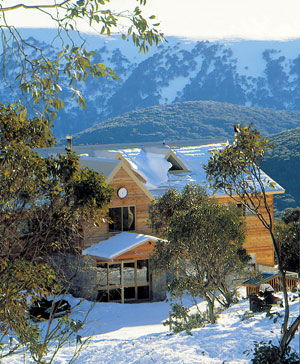 Summit Ridge Alpine Lodge - Whitsundays Accommodation 0