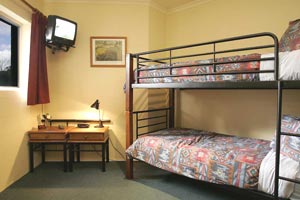 Summit Ridge Alpine Lodge - Whitsundays Accommodation 2