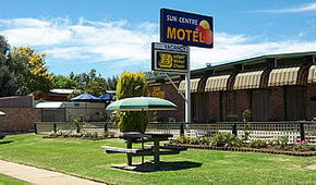 Sun Centre Motel - Whitsundays Accommodation 1