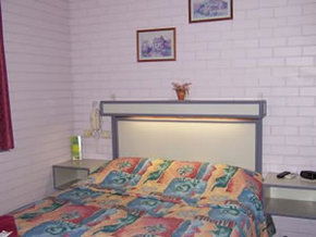 Sun Centre Motel - Whitsundays Accommodation 2