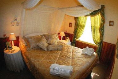 Segenhoe Inn - Whitsundays Accommodation 1