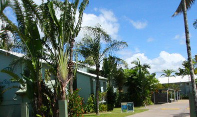 Coral Reef Resort  Holiday Apartments - Whitsundays Accommodation 1