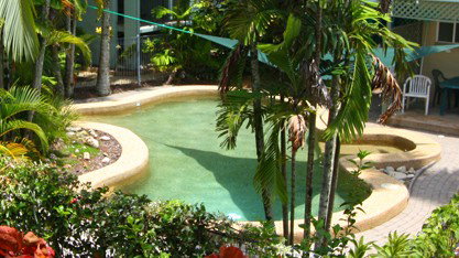 Coral Reef Resort  Holiday Apartments - Whitsundays Accommodation 2