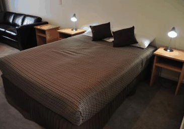 Emu Point Motel - thumb 1