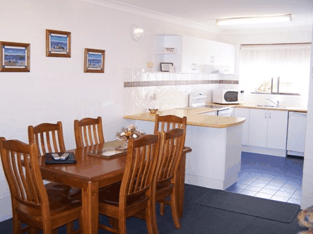 Peninsular Apartments - Whitsundays Accommodation 4