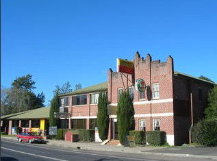 Cobargo Hotel Motel - Whitsundays Accommodation 3