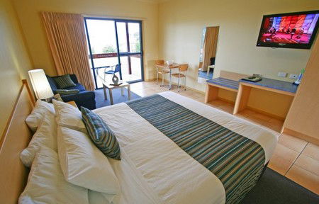 Seaview Motel & Apartments - Whitsundays Accommodation 5