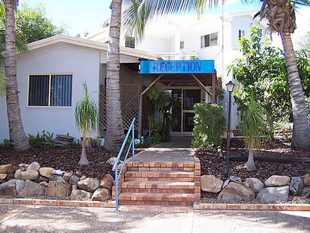 Palm Valley Motel And Holiday Units - Whitsundays Accommodation 1