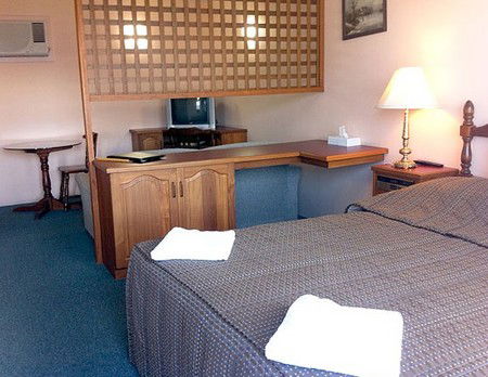 City Centre Motel - Whitsundays Accommodation 5