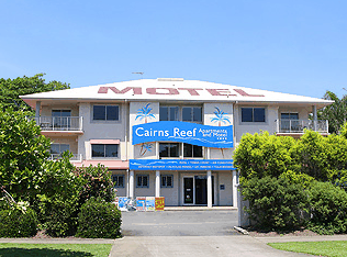 Cairns Reef Apartments And Motel - Whitsundays Accommodation 0
