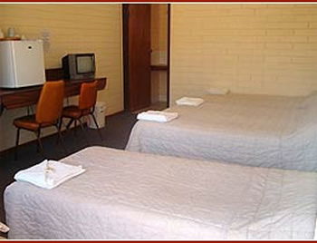 Nundroo Hotel Motel - Whitsundays Accommodation 2