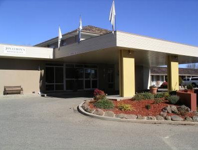 Country Comfort Orange - Whitsundays Accommodation 3