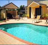 Hopkins House Motel  Apartments - Whitsundays Accommodation