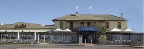 Barwon Heads Hotel - Whitsundays Accommodation 0