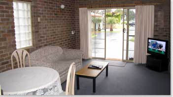 Southern Cross Holiday Apartments - Whitsundays Accommodation 0