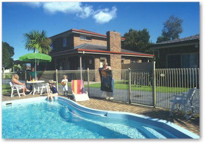 Southern Cross Holiday Apartments - Whitsundays Accommodation 3