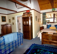 Hillside Country Retreat  - Whitsundays Accommodation