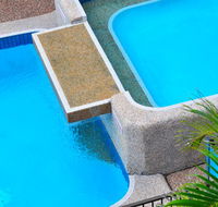 Waters Edge The Strand - Townsville - Whitsundays Accommodation