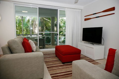 Emerald Noosa Resort - Whitsundays Accommodation 4
