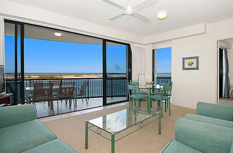Windward Passage, Golden Beach - Whitsundays Accommodation 5
