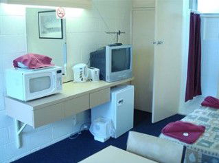Motel Maroondah - Whitsundays Accommodation 1
