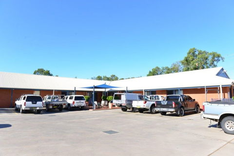 Albert Motel - Whitsundays Accommodation 4