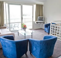 Nepean Country Club - Whitsundays Accommodation