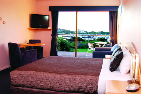 Harbour View Motel - Whitsundays Accommodation 2