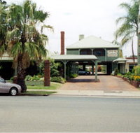 Pioneer Lodge Motel - Whitsundays Accommodation