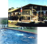 Bright Chalet - Whitsundays Accommodation