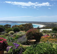 Emu Bay Holiday Homes - Whitsundays Accommodation
