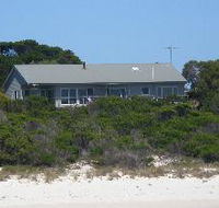 Island Beach Escape - Whitsundays Accommodation