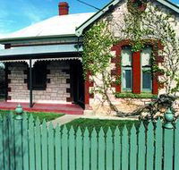 Naracoorte Cottages - Smith Street Villa - Whitsundays Accommodation