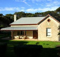 Dudley Villa - Whitsundays Accommodation