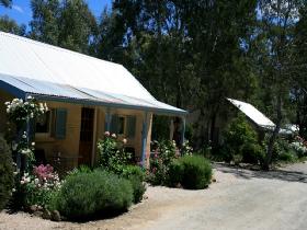 Riesling Trail Cottages - Whitsundays Accommodation 0