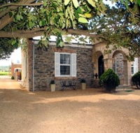 Waverley Estate - Whitsundays Accommodation