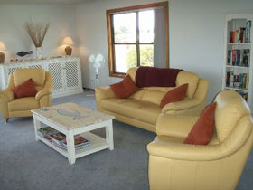 Surf's Up - Whitsundays Accommodation 0
