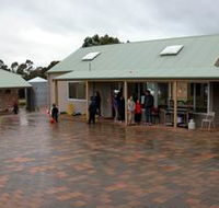 Wirreanda Bunkhouse - Whitsundays Accommodation