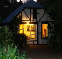 Riddlesdown Cottage - Whitsundays Accommodation
