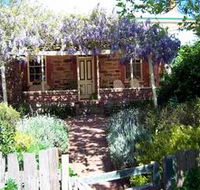 Sea  Vines Cottage - Whitsundays Accommodation