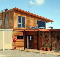 Shboo Shelly Beach Lodge - Whitsundays Accommodation