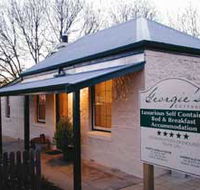 Georgie's Cottage - Whitsundays Accommodation