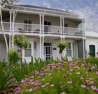 Willunga House - Whitsundays Accommodation