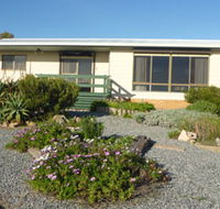 Oaklands Beach House